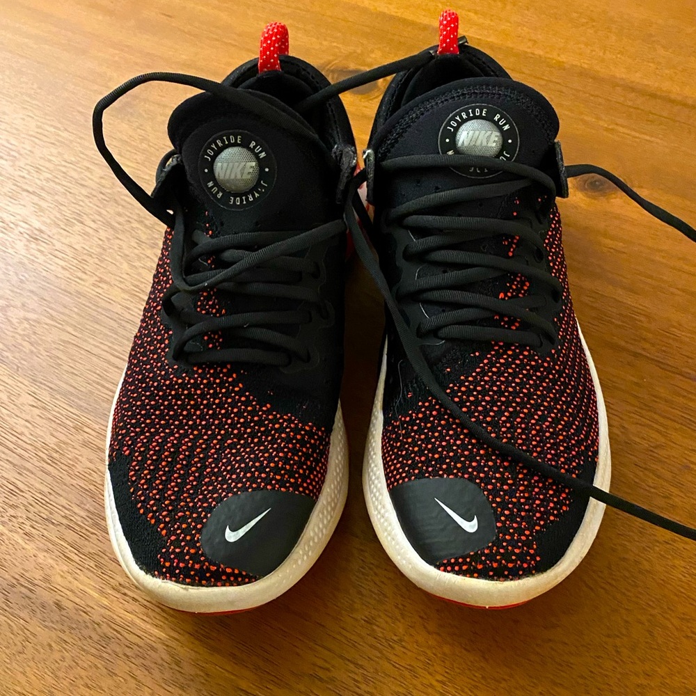 Nike joyride size 8 pre owned